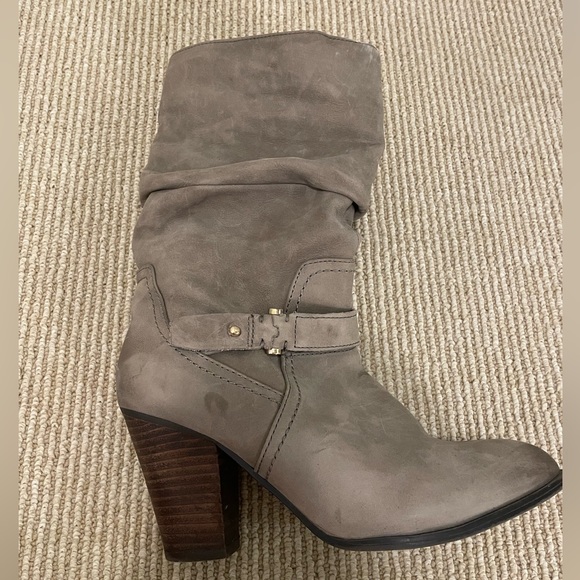 Mauve Aldo mid calf boots with heels size 8.5 - Picture 3 of 4